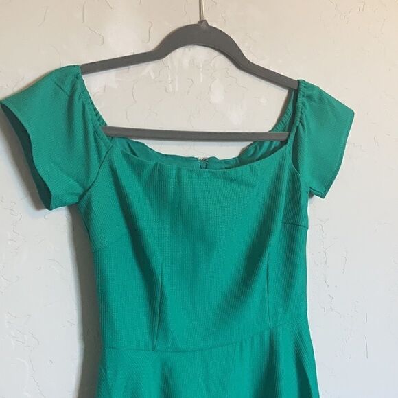 Lucy Paris Green Dress  - Picture 2 of 8